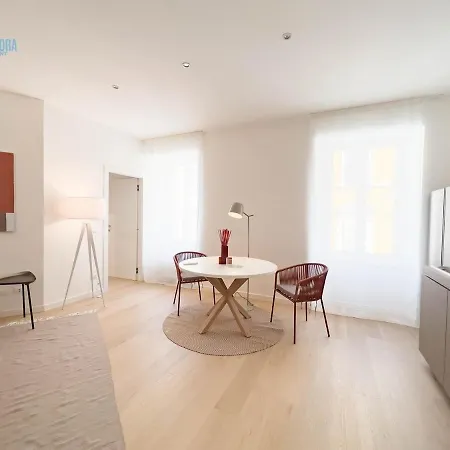 Slataper 12 Tirabora Short Rent *