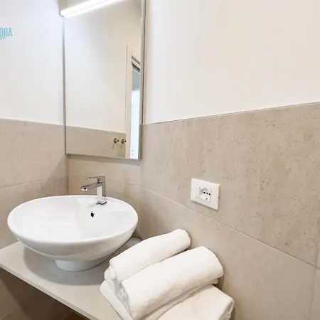 Slataper 12 Tirabora Short Rent Appartamento *